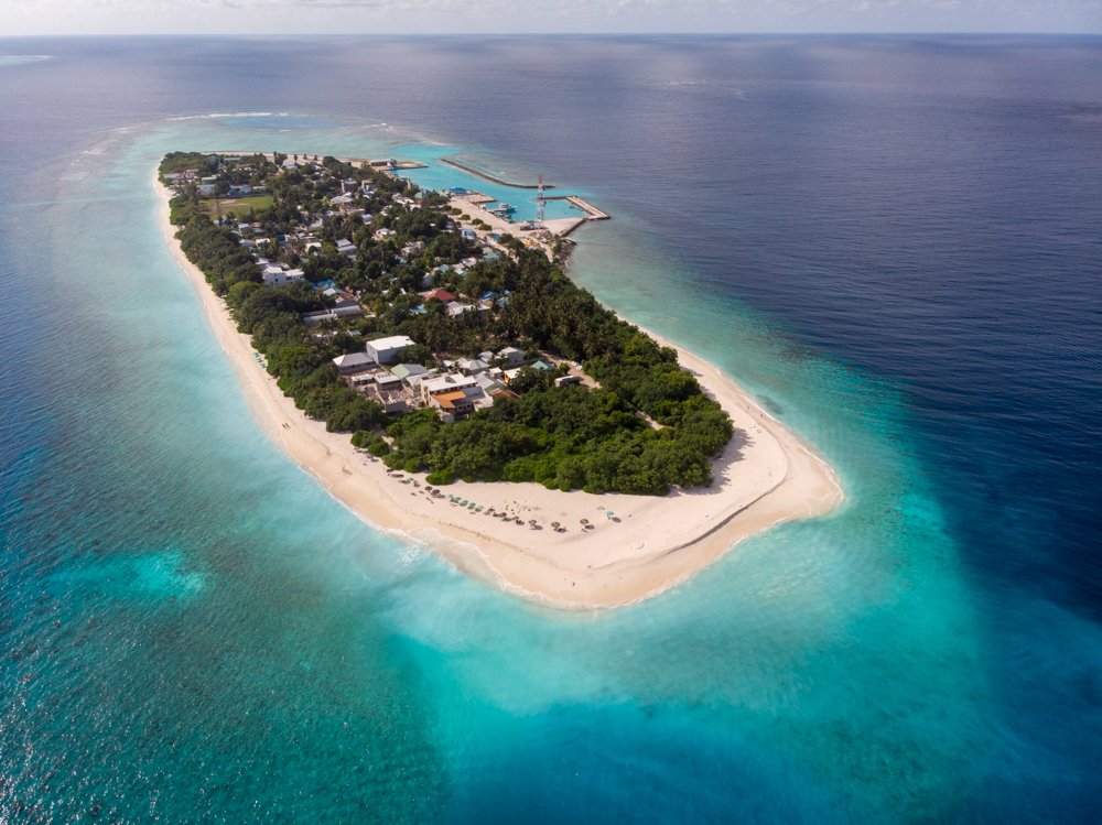 erial view of Ukulhas beach & village