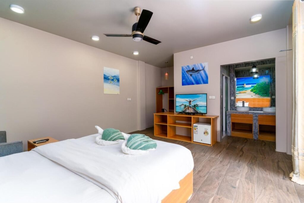 ukulhas villa oceanview hotel and spa